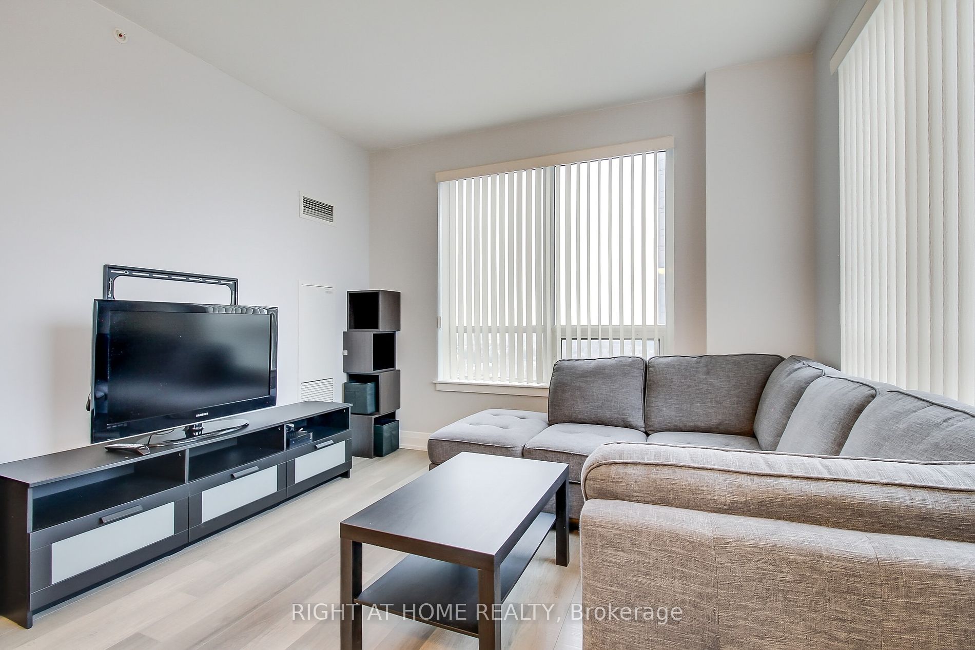 7165 Yonge St 1912