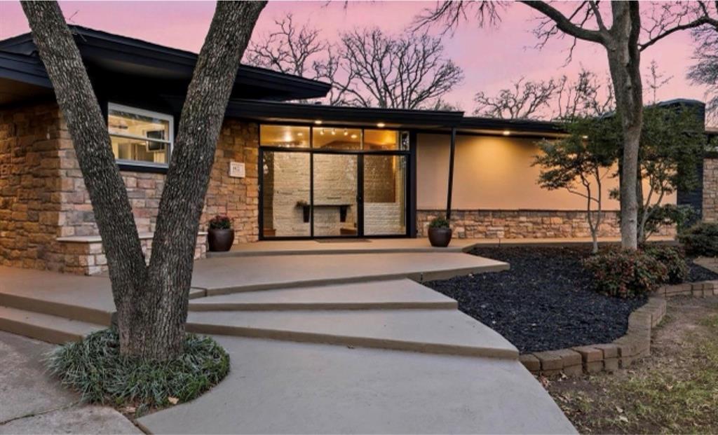 1822 Greenwood Drive