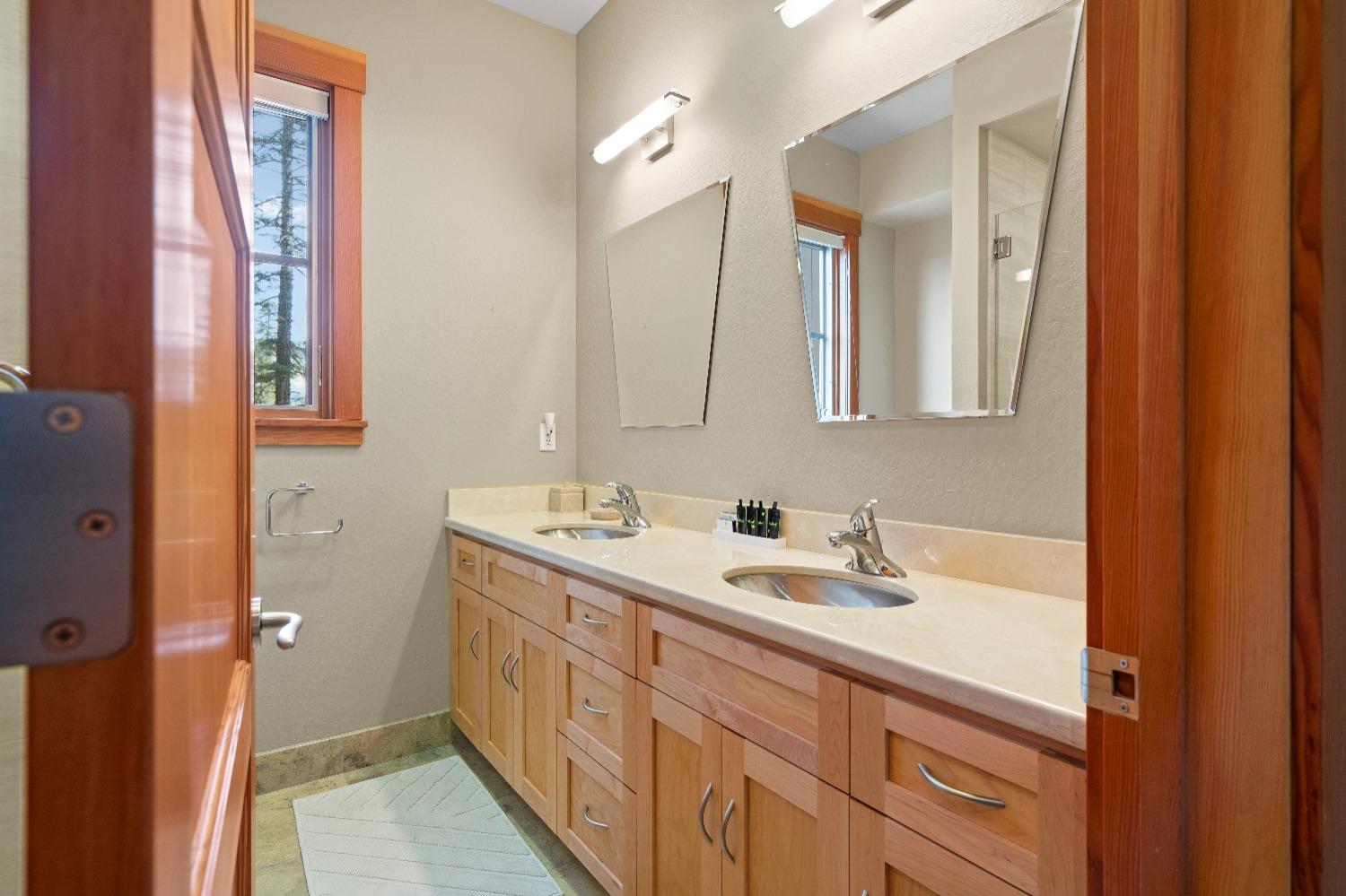 414 Avalanche Road 421