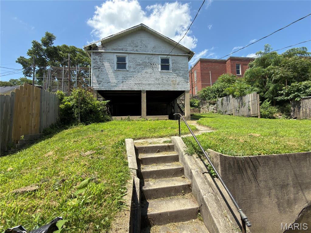914-914 A Center Street 14A
