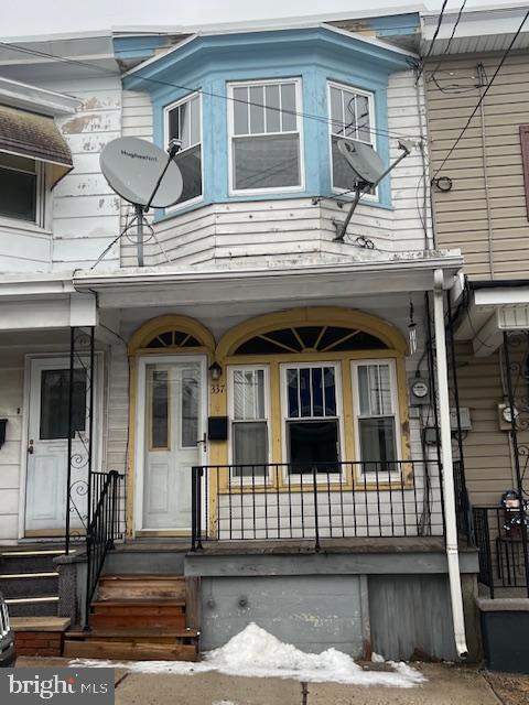 337 S Jardin St  