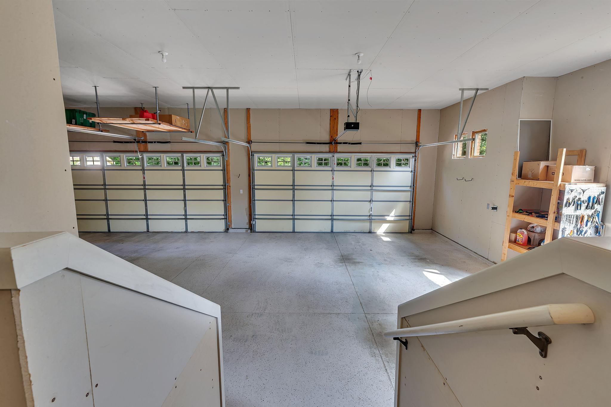 1621 Blackberry Circle