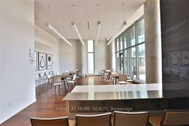 170 Fort York Blvd 1504