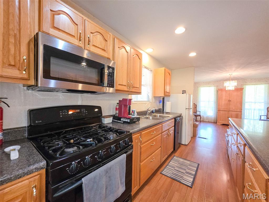 1449 Madison 241
