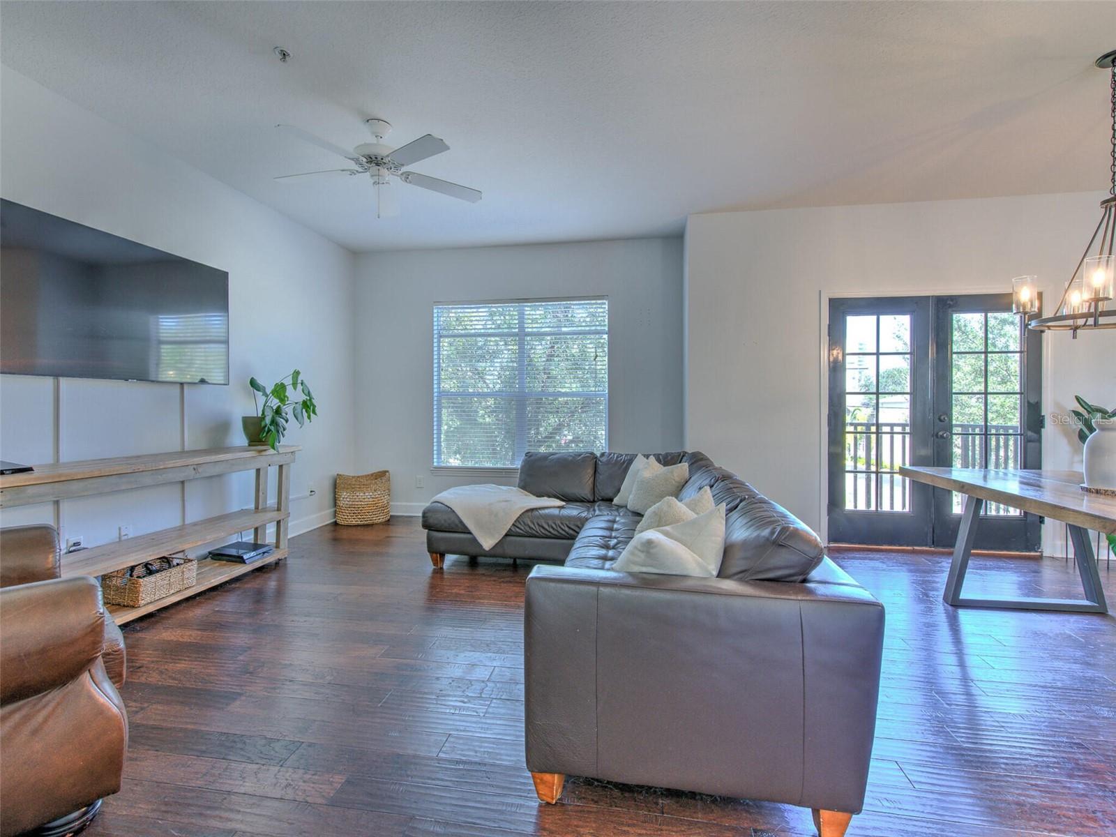 5303 Escena Ct