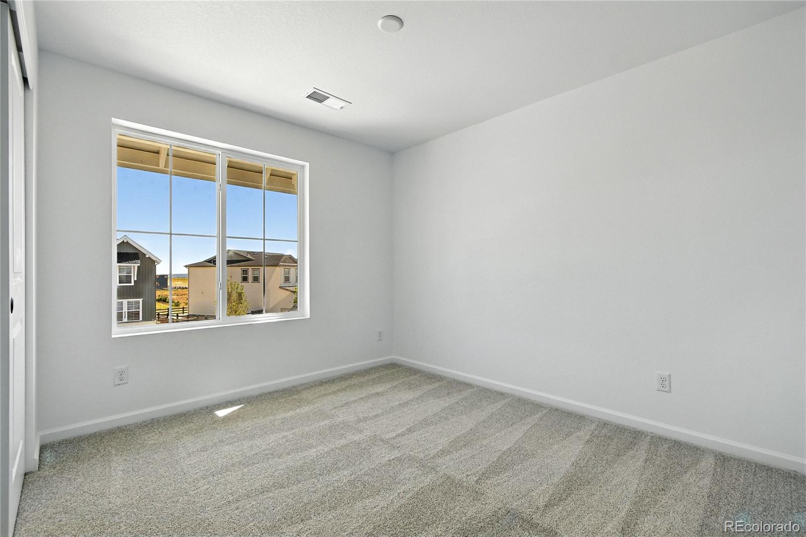 4225 Ridgewalk Point