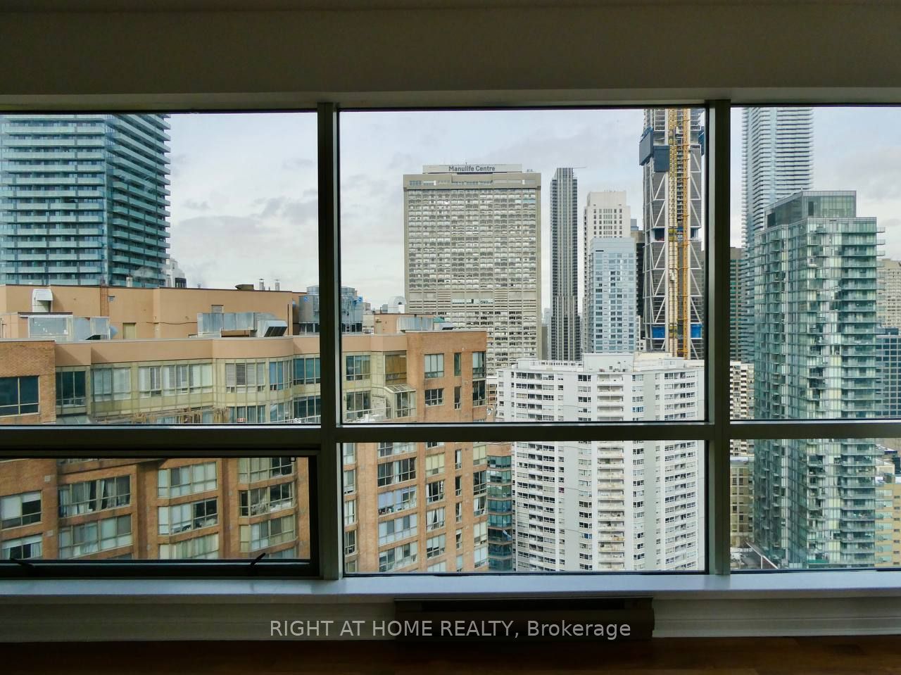 1001 Bay St 3104