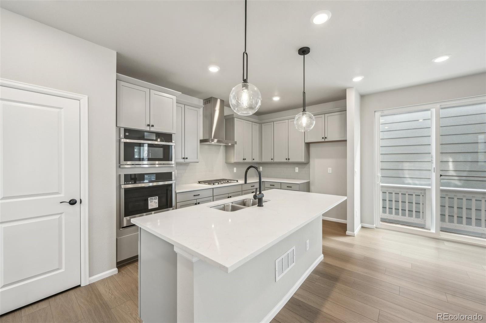 8779 Whiteclover Street