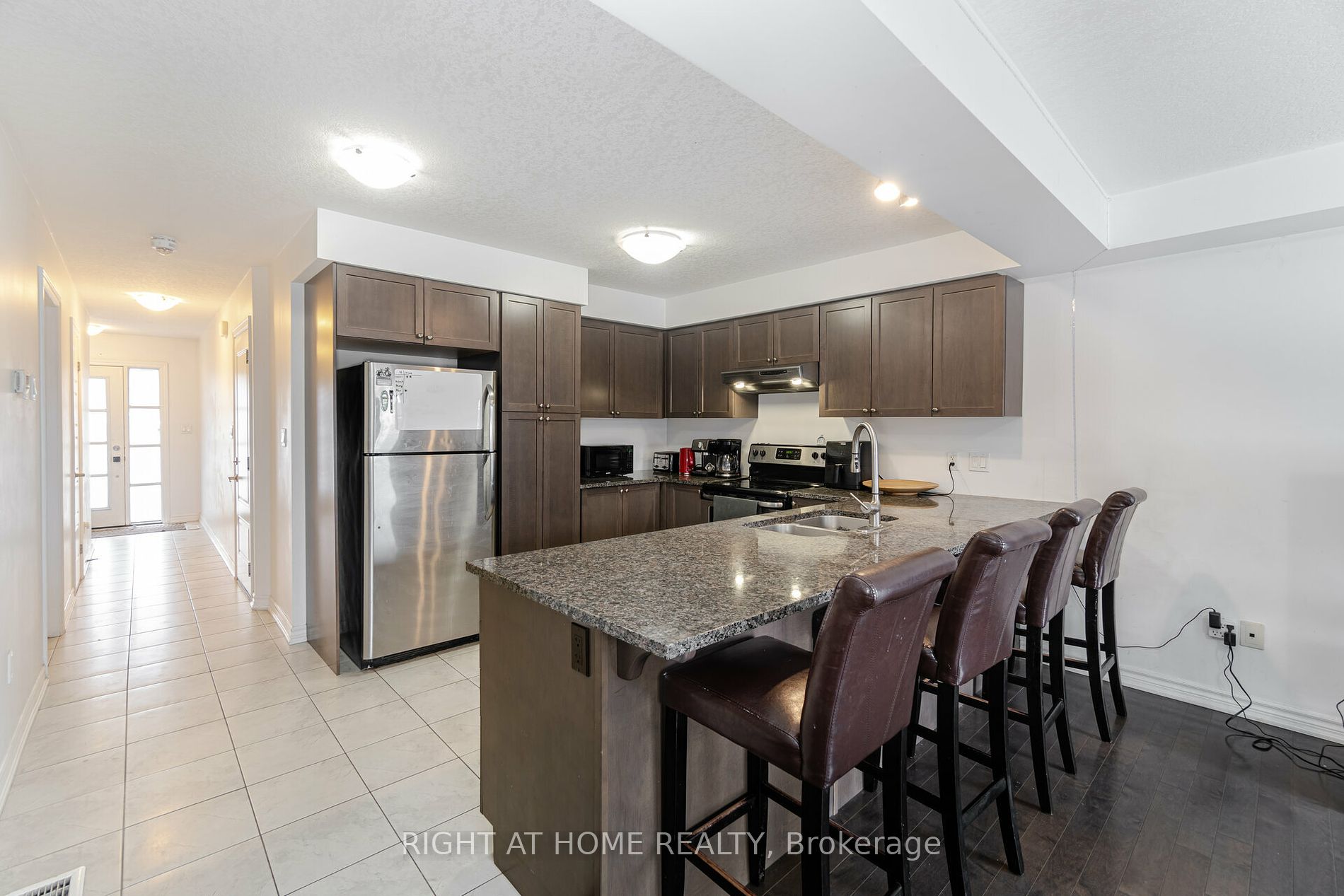 91 E Poppy Dr 50