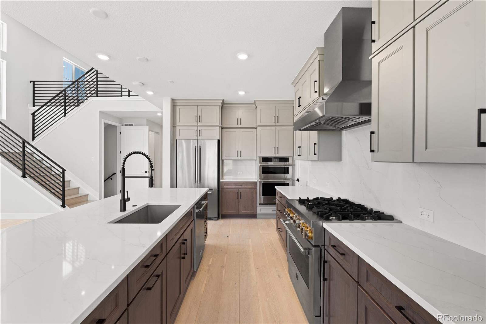 6593 Bridlespur Street