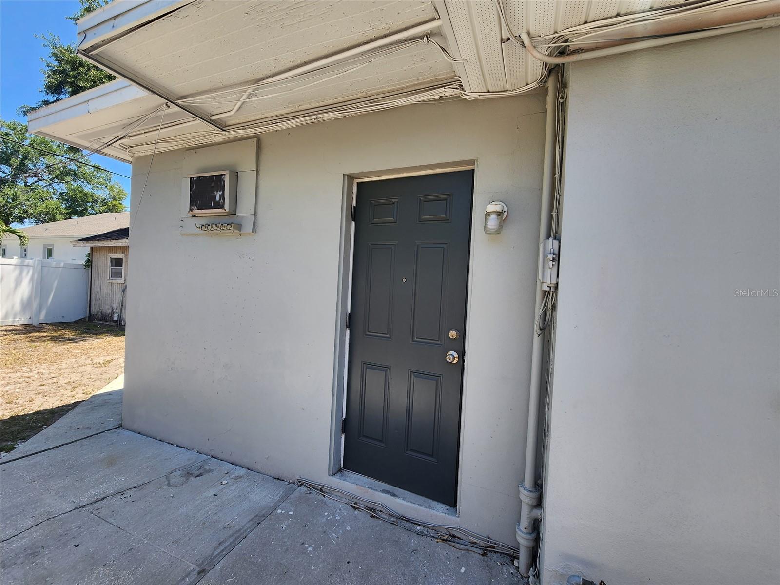 3421 W Abdella Street