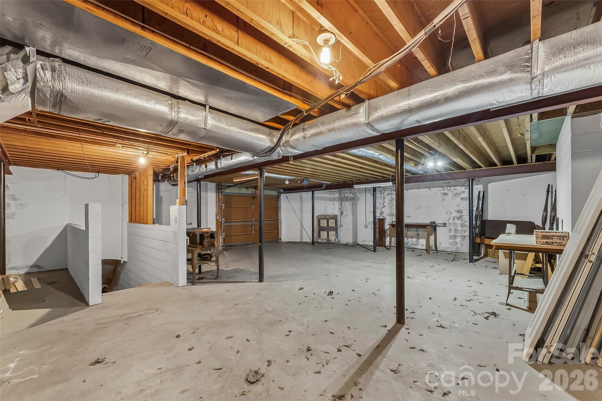 2590 Airport Road
