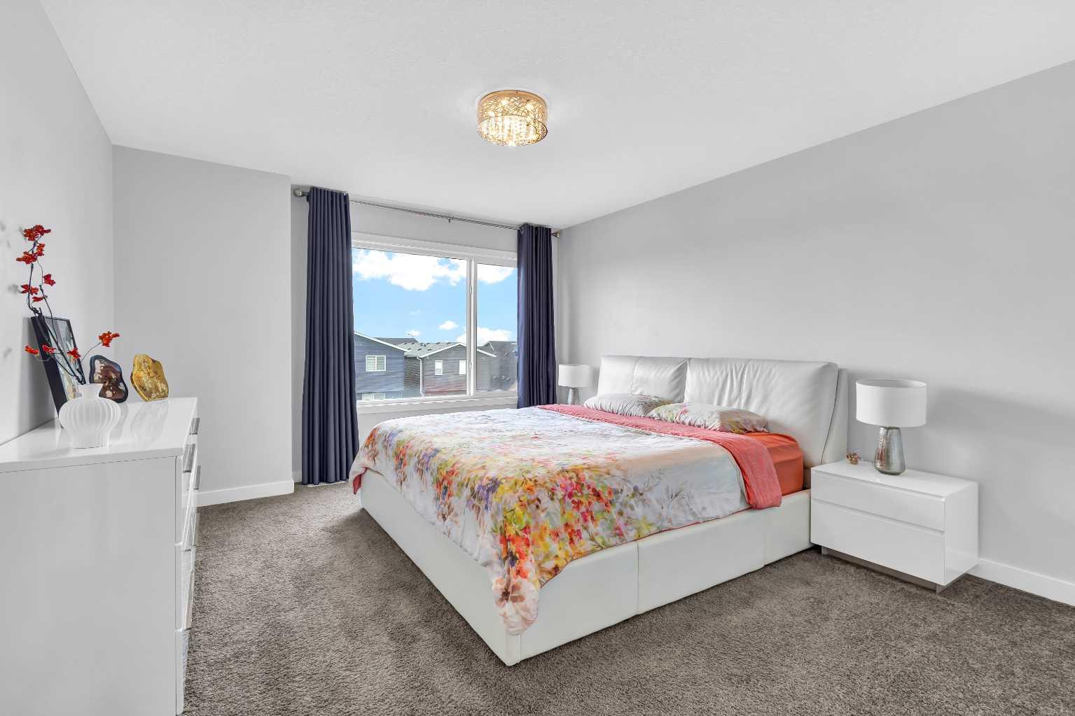 89 Howse Common NE