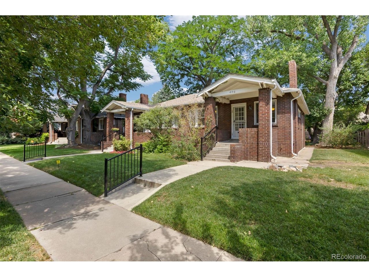 446 N High St