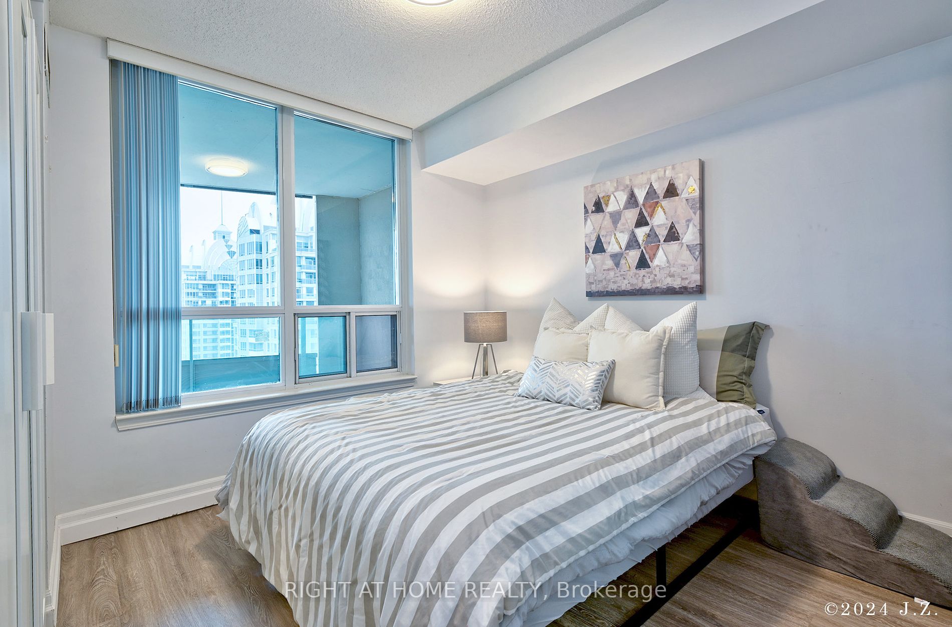 17 Barberry Pl 2305