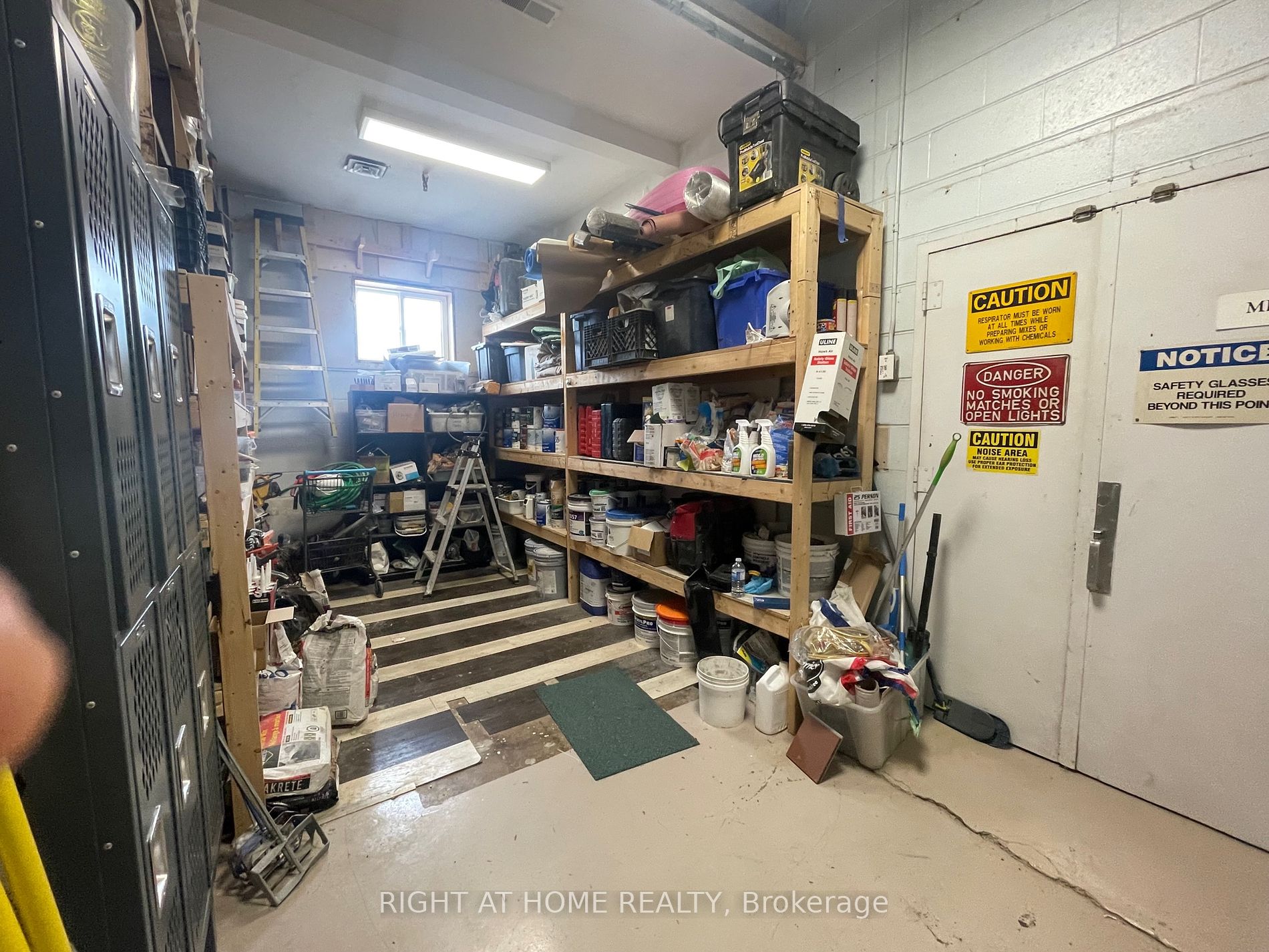 30 A&B Fordhouse Blvd