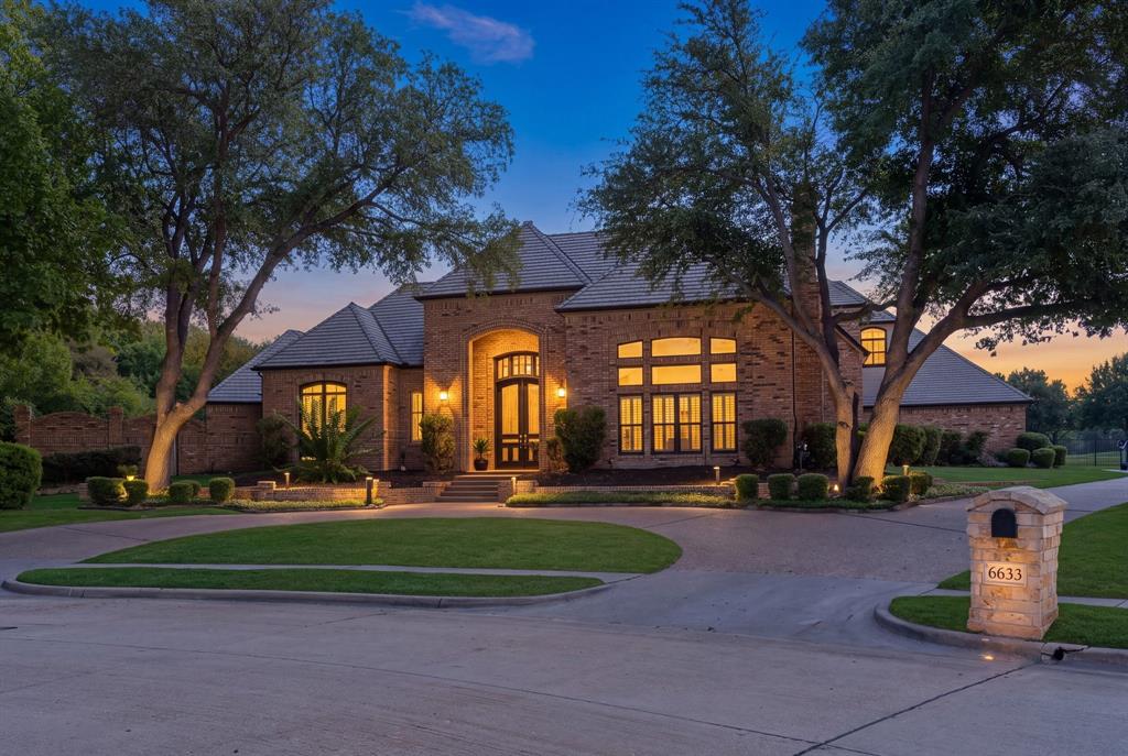 6633 Muirfield Circle