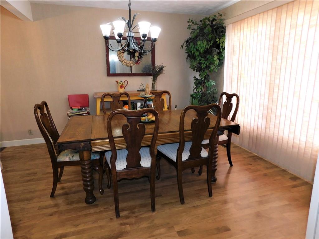 103 W Poplar Drive