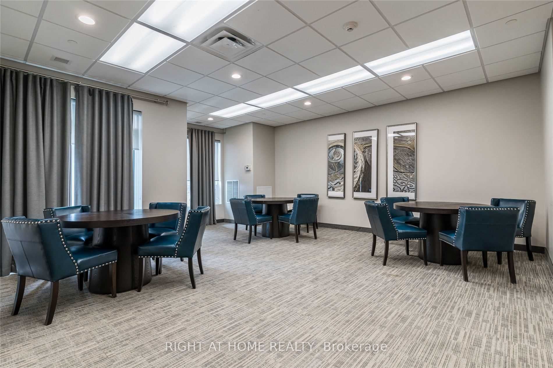 2490 Old Bronte Rd 616