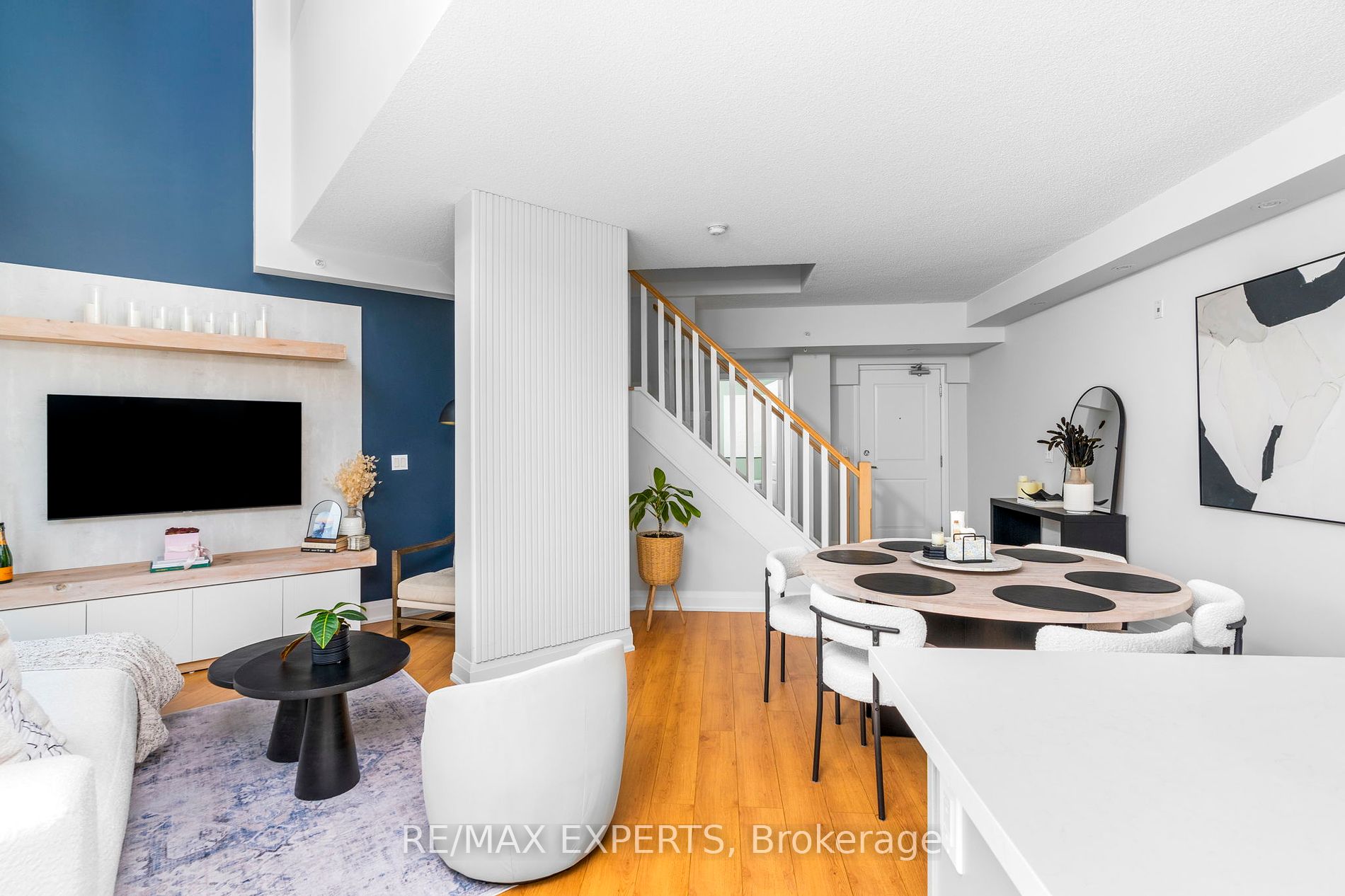 24 Woodstream Blvd 102