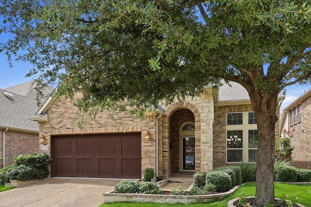2713 Cole Castle Drive