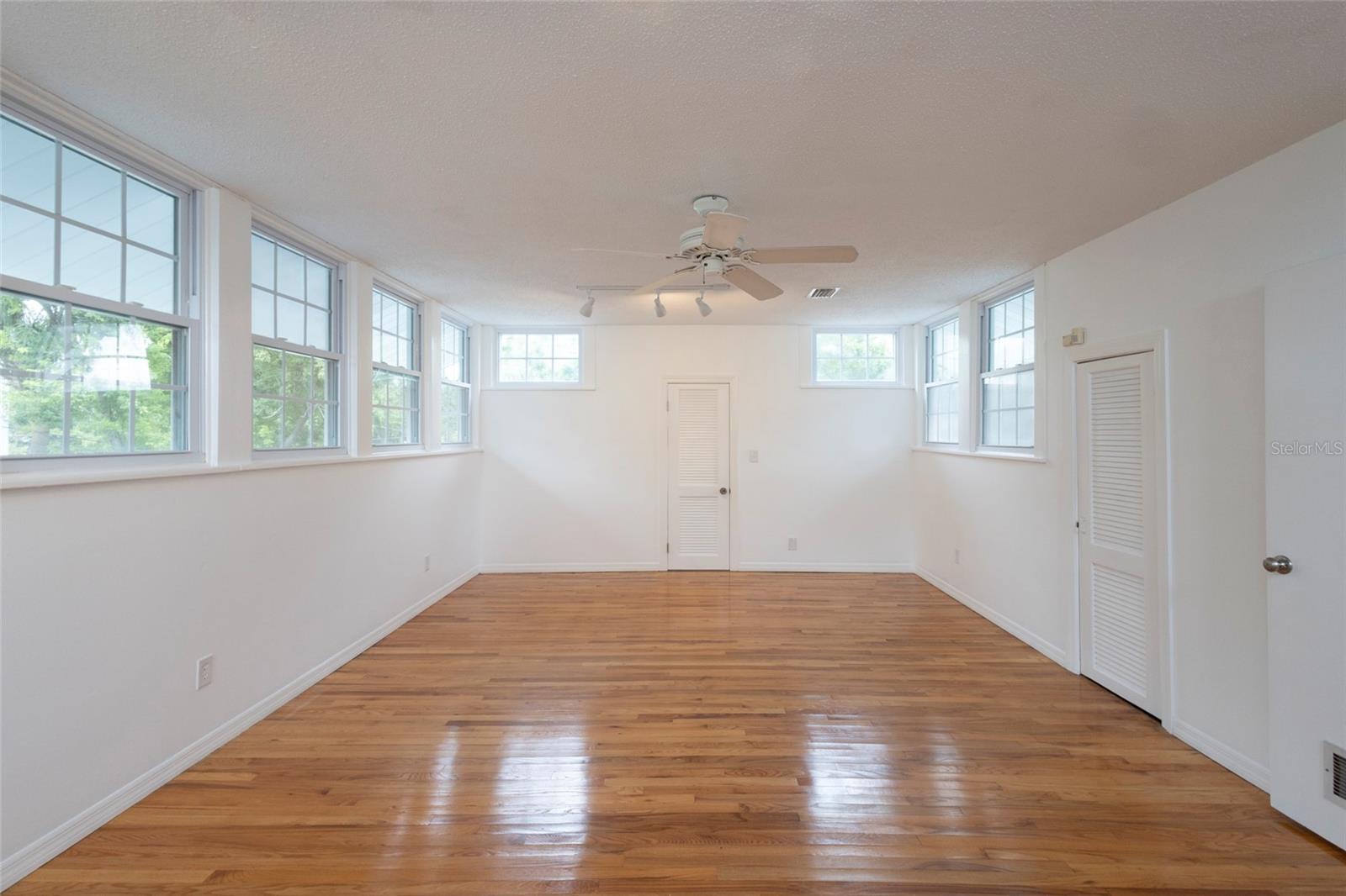 3012 W Sitios Street