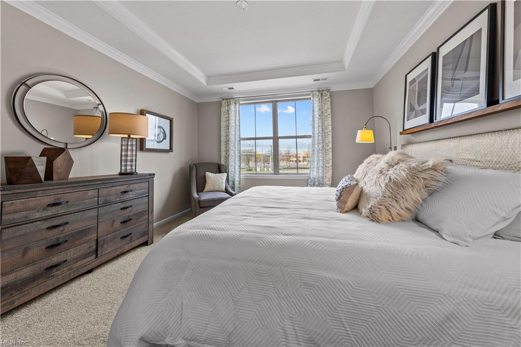 MM Crystal Model @ Watermark