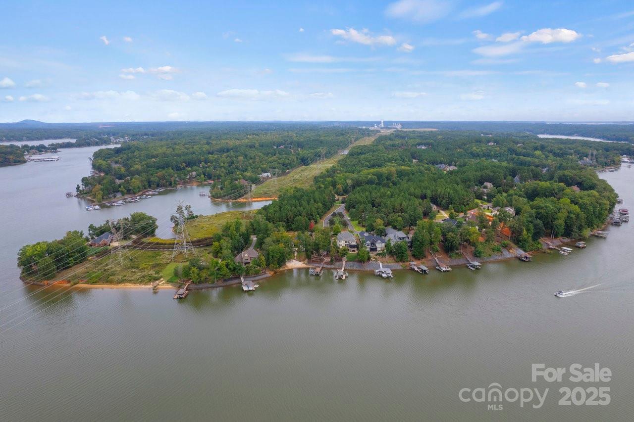 1029 Glade Spring Court