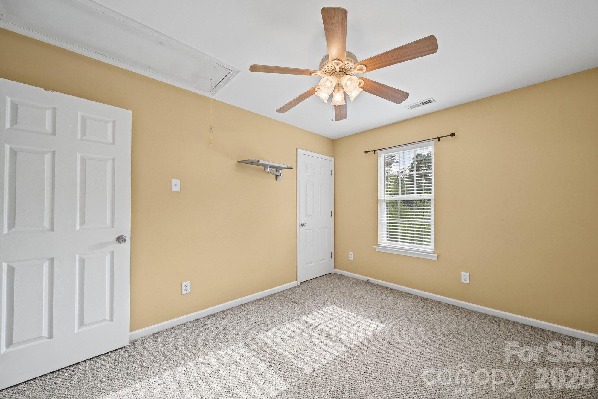 1617 Winthrop Lane 101