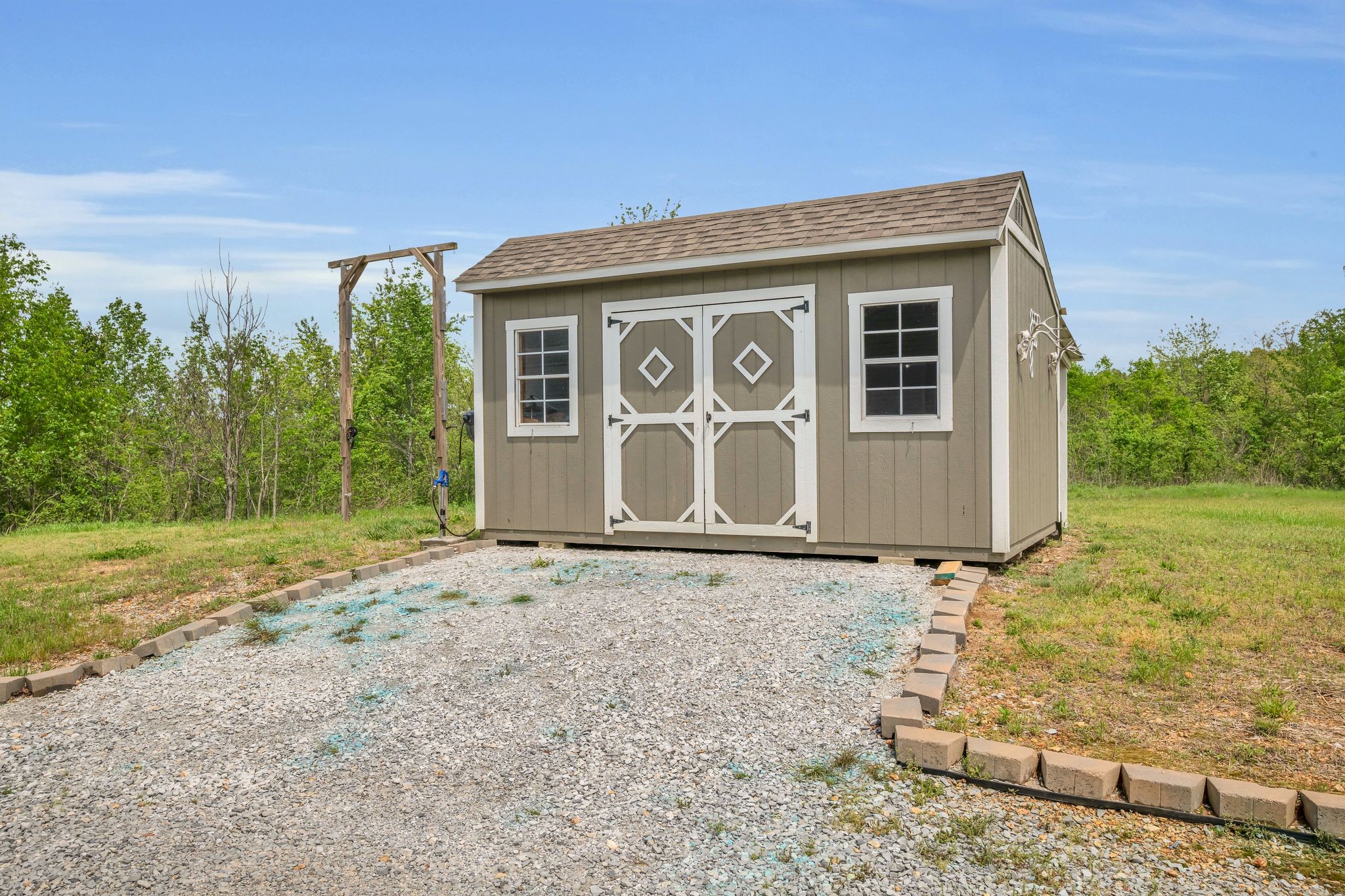 520 Young Rd