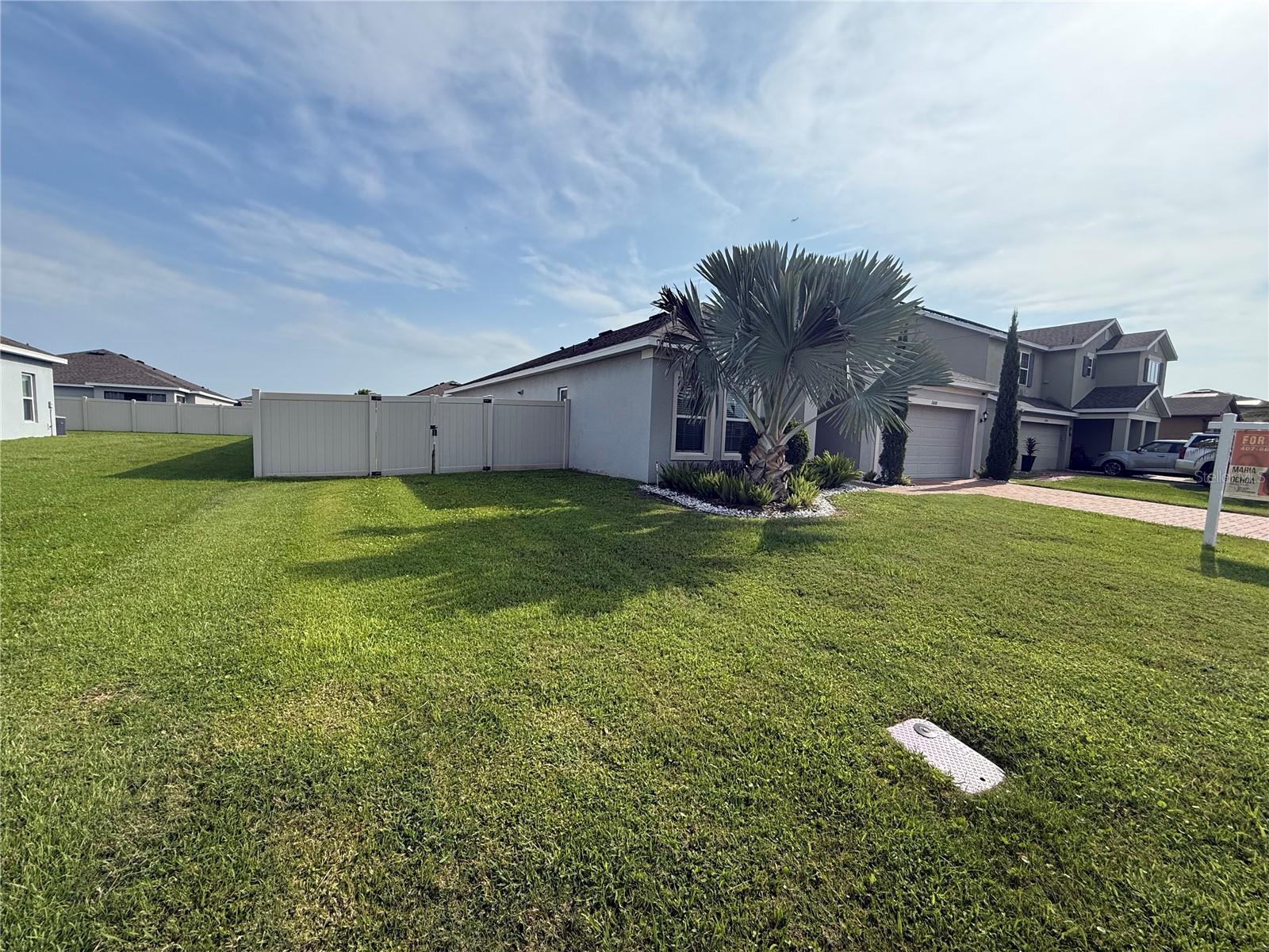 2600 Wadeview Loop