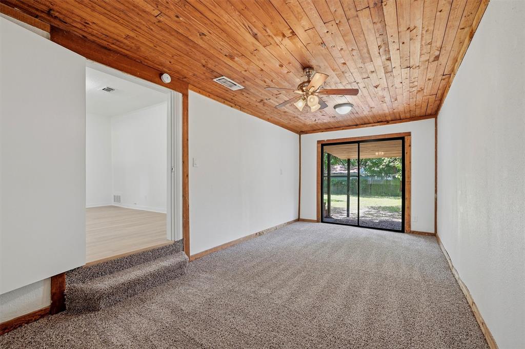 1020 W Brockett Street