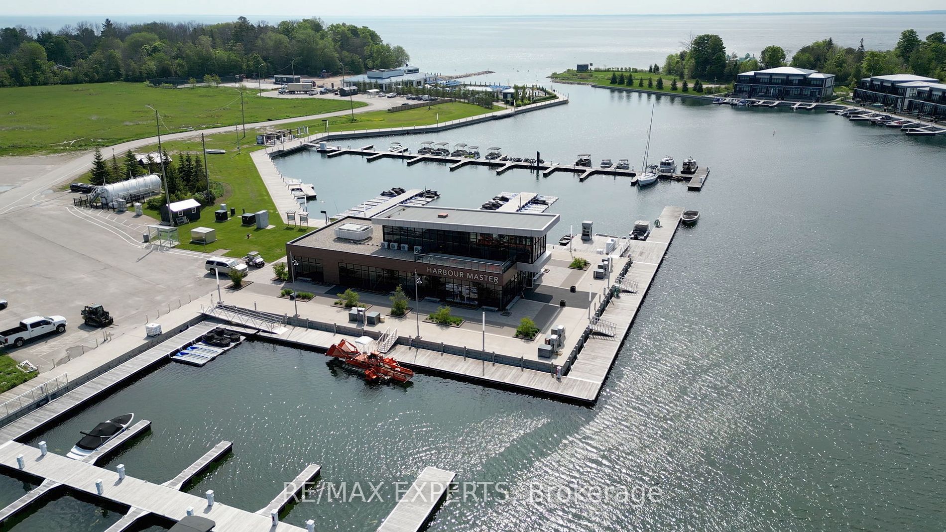 301 Sea Ray Ave C113