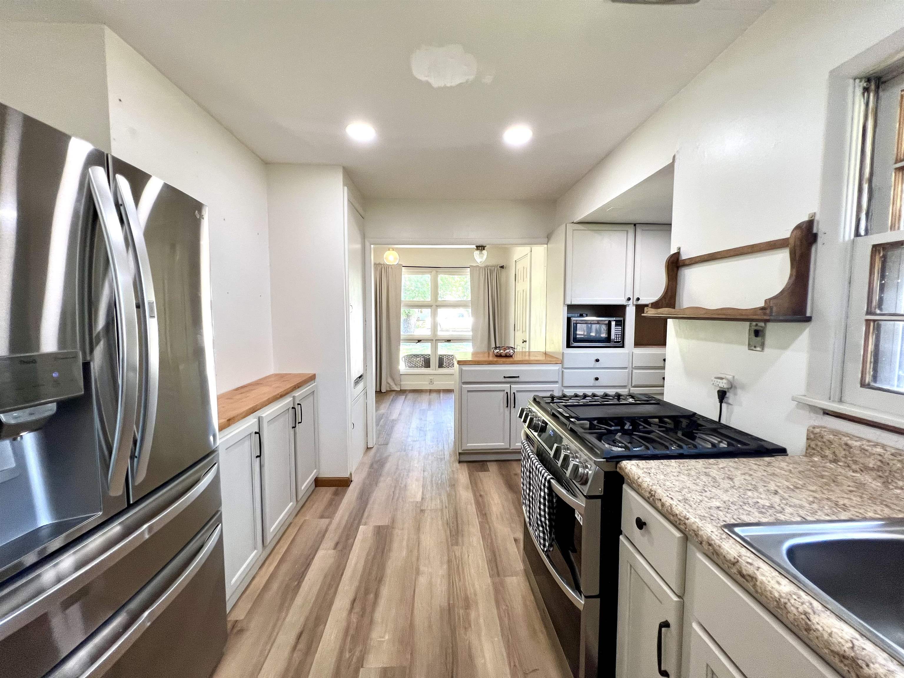 1124 N 7th