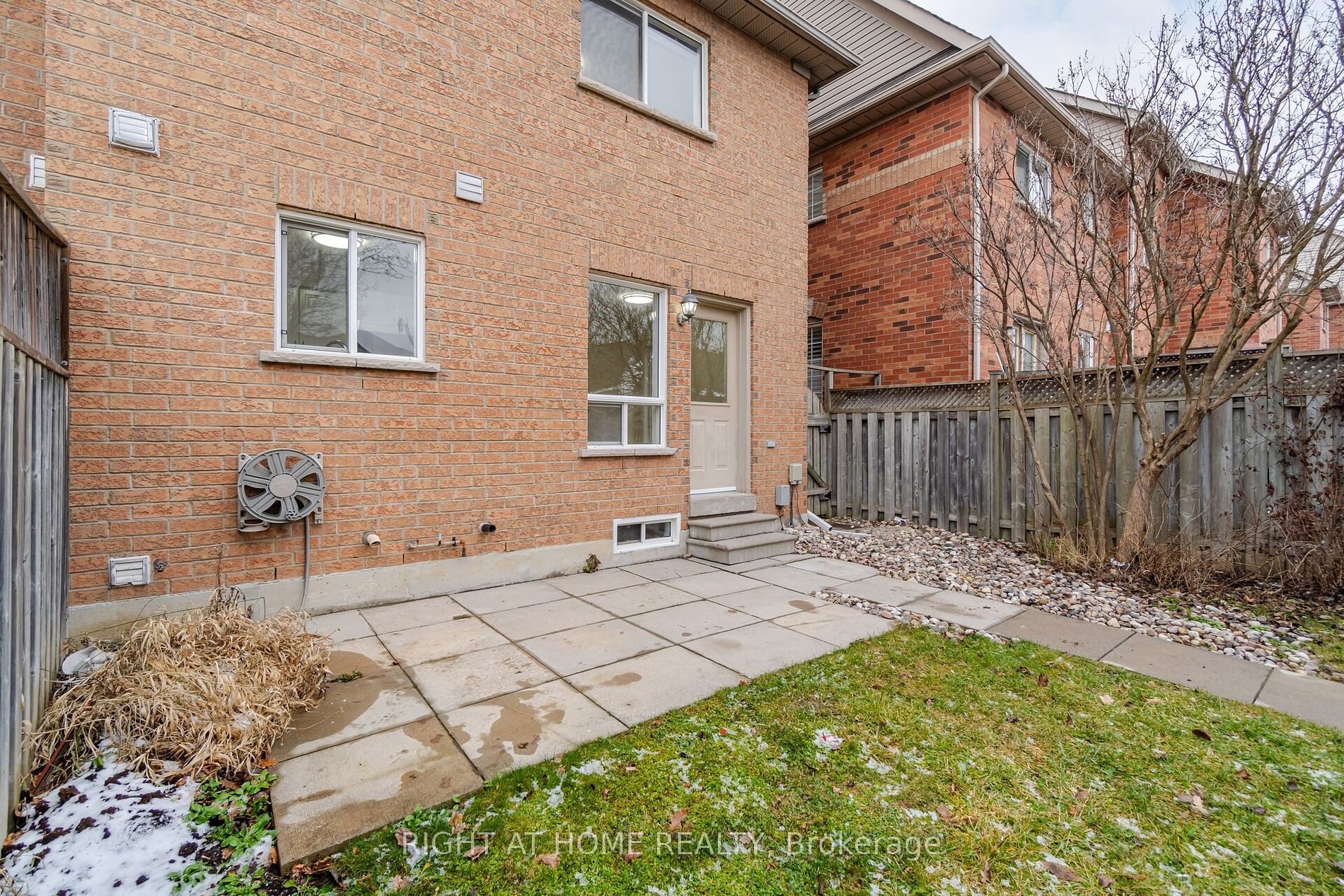 348 Delaney Dr