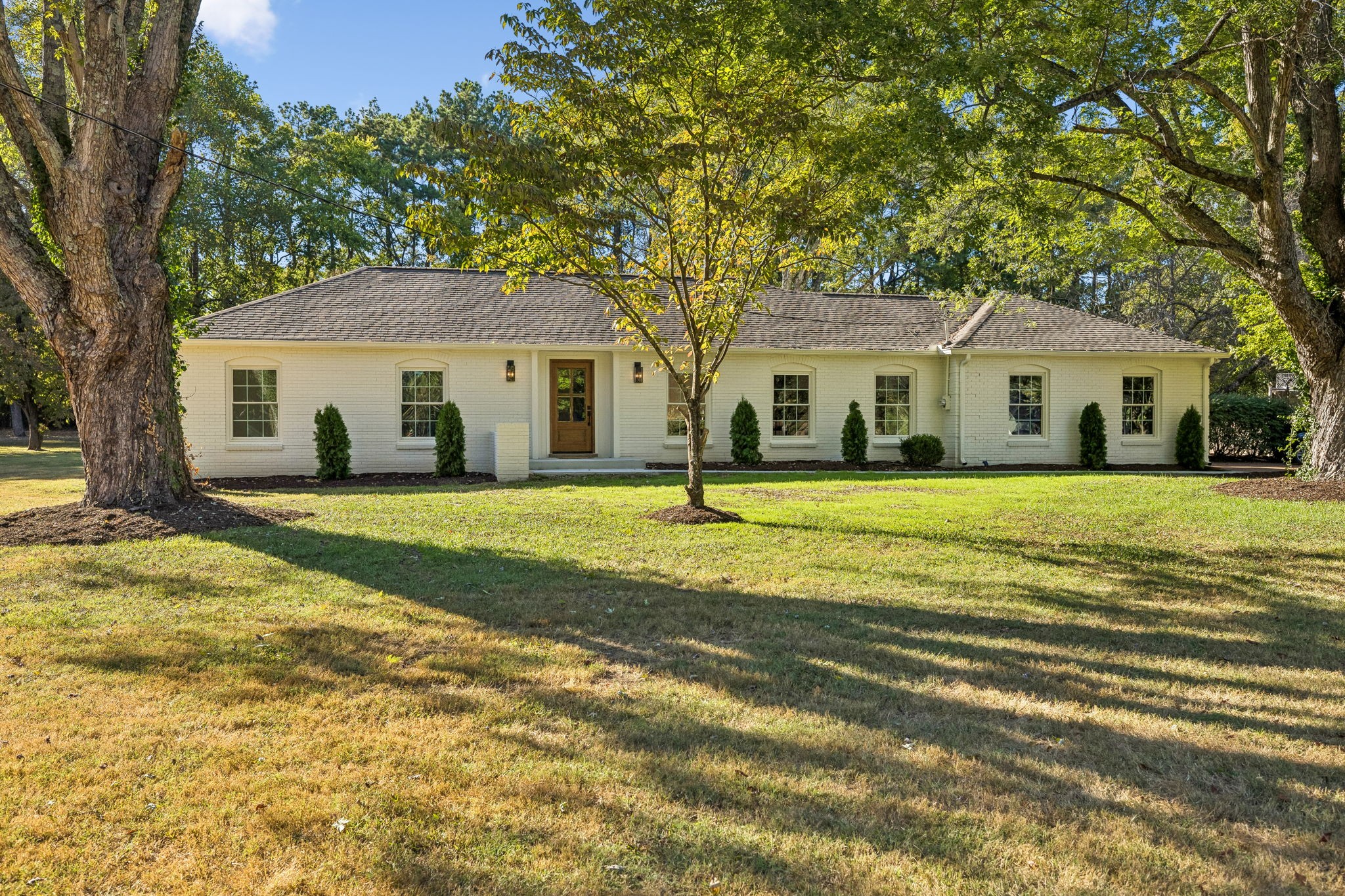 1313 Lipscomb Dr