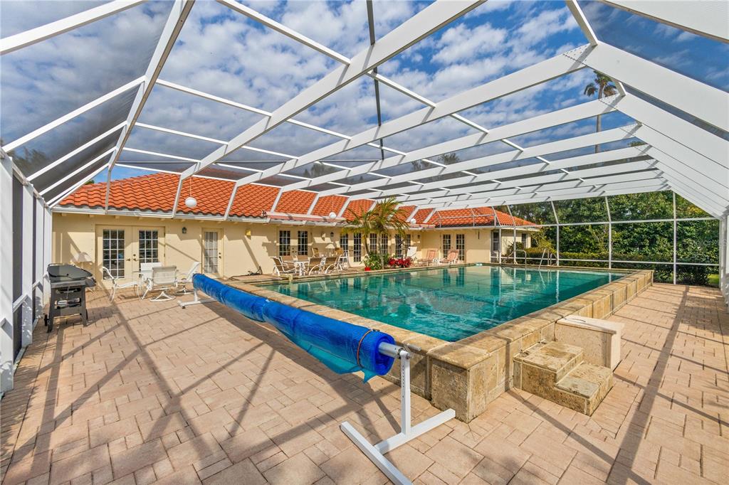 700 Old Compass Road