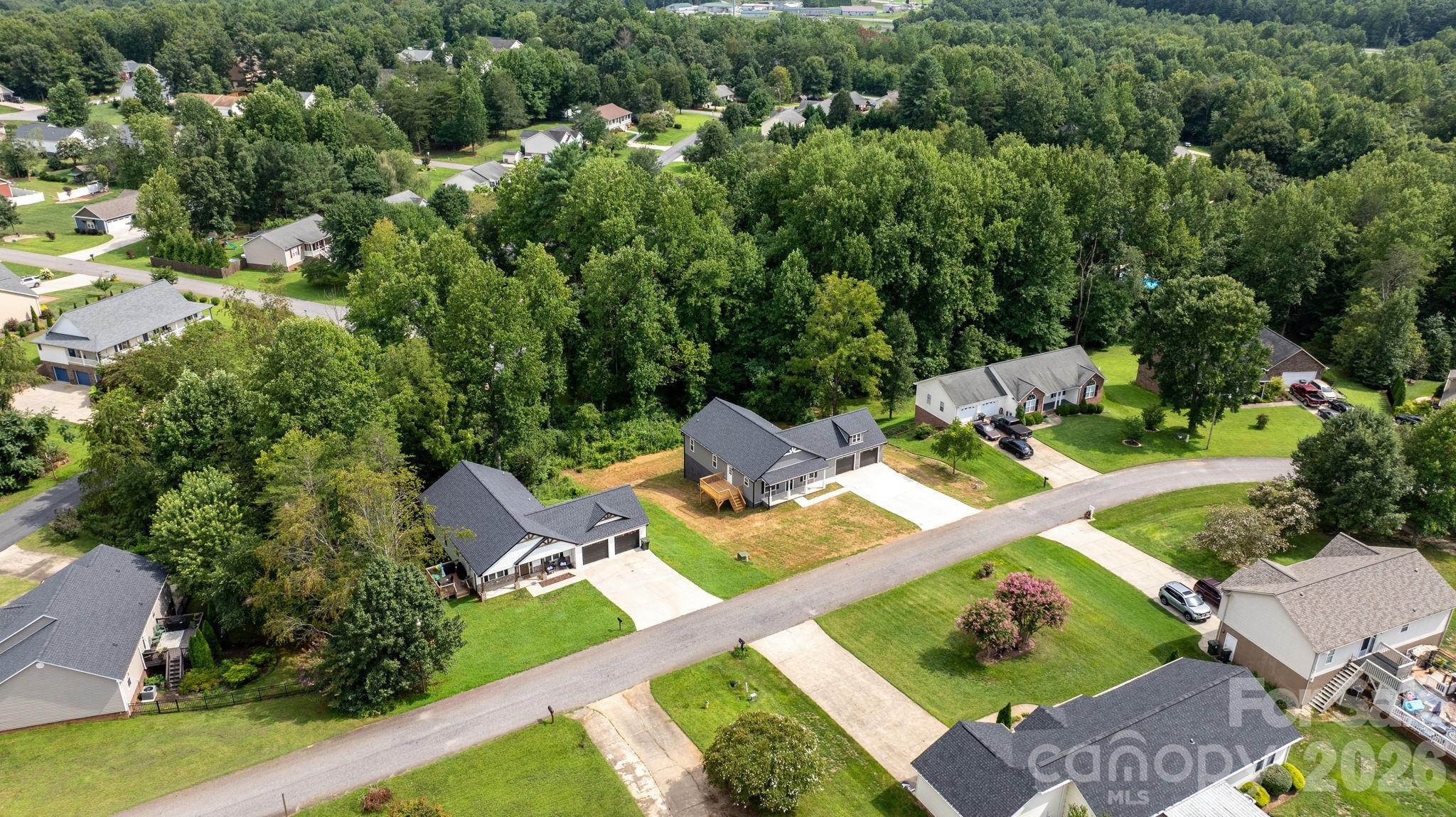 128 Buck Shoals Circle