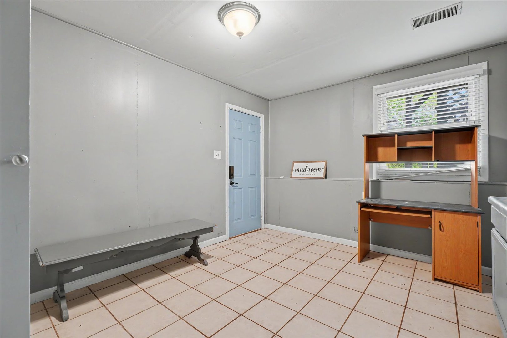 2401 Arden Drive