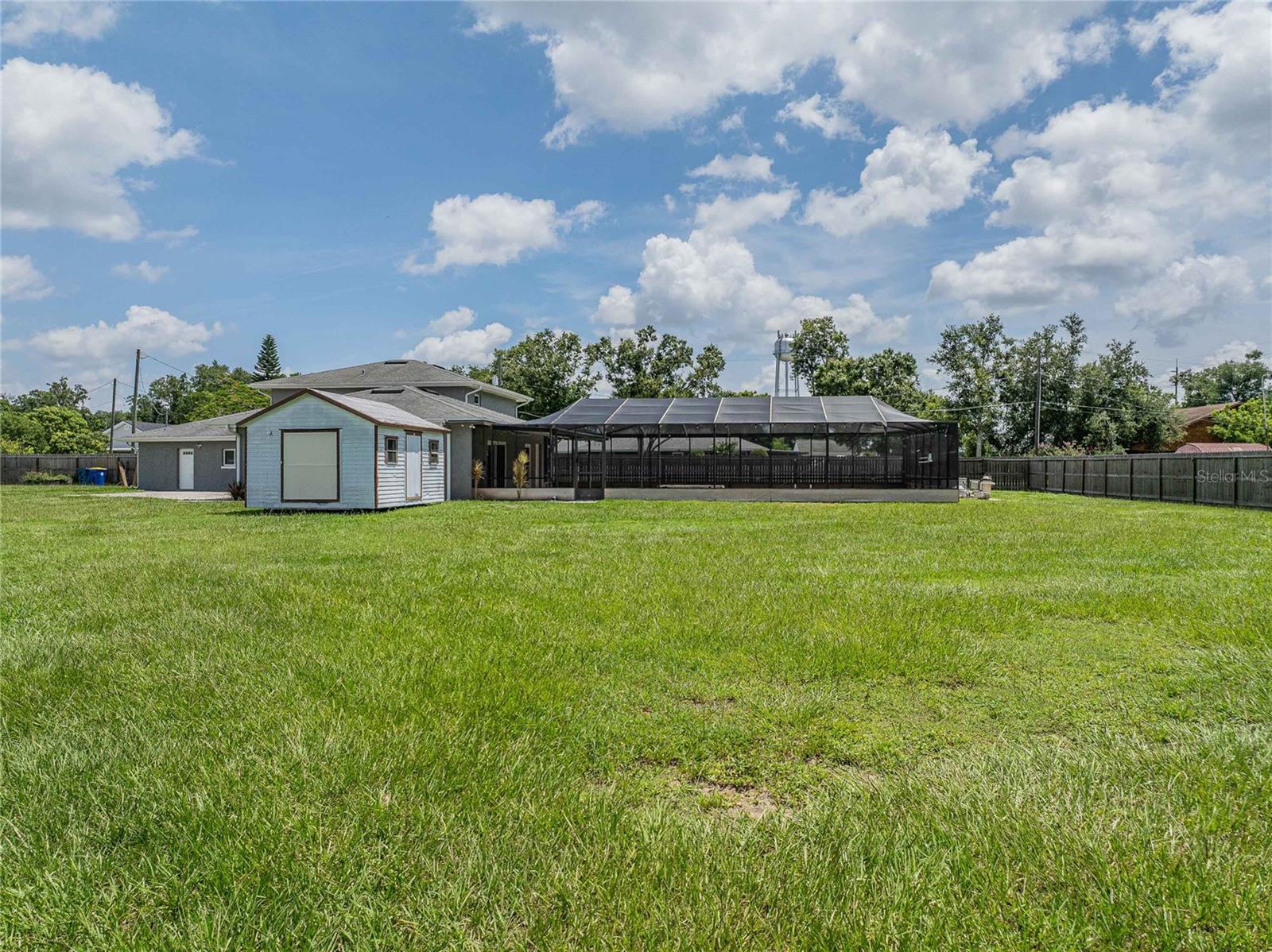 252 W Brookins Avenue