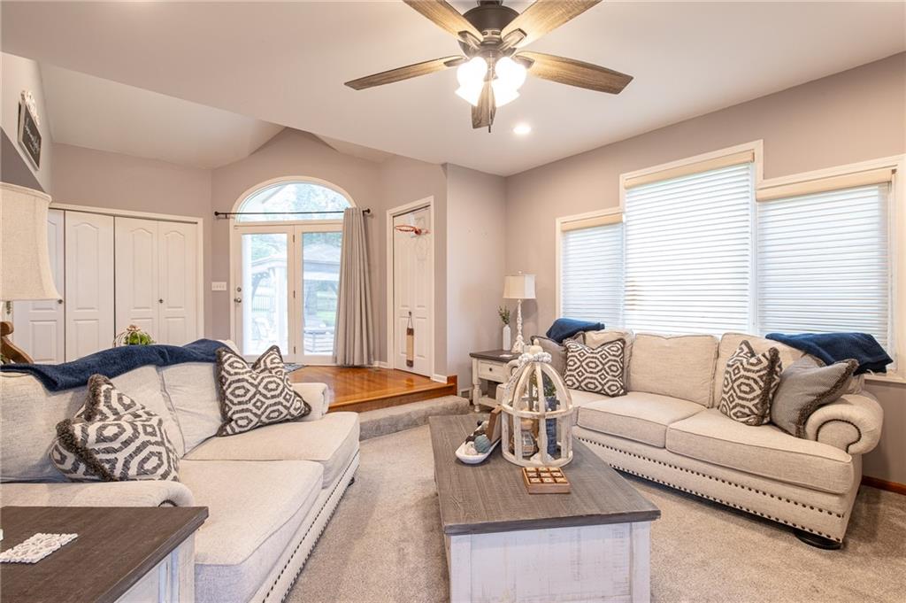 3743 NE Woodland Court