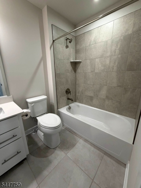 40 Thomas Knoll Blvd — photo 19 of 30