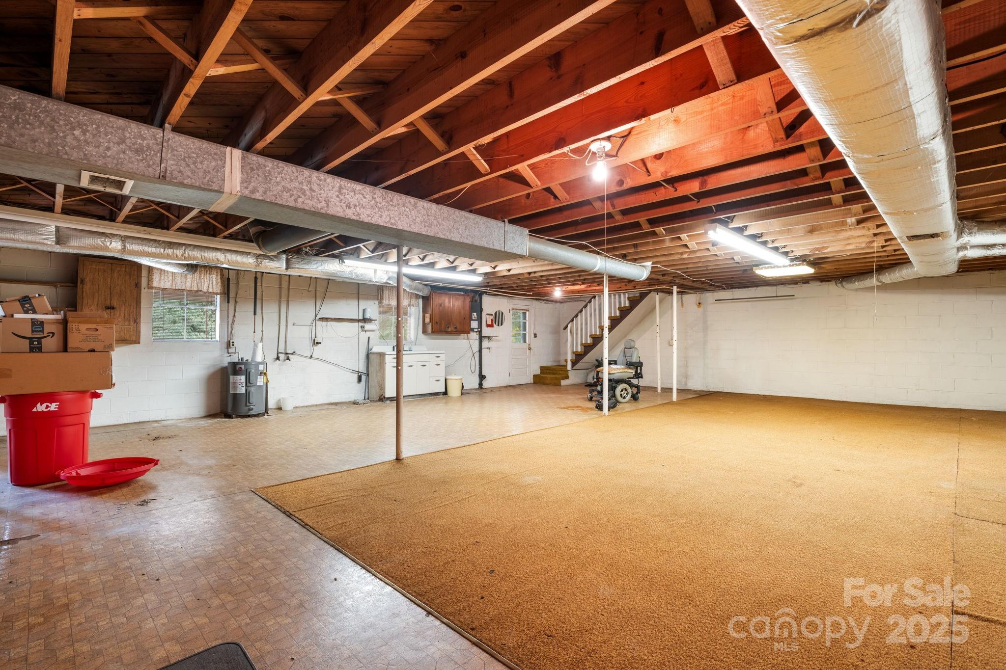 4955 Midway Sand Road