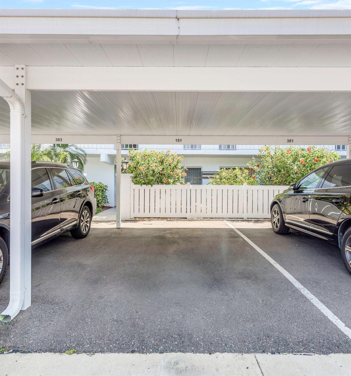 1655 S Highland Avenue I181