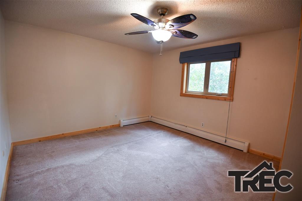 1040 Road 1