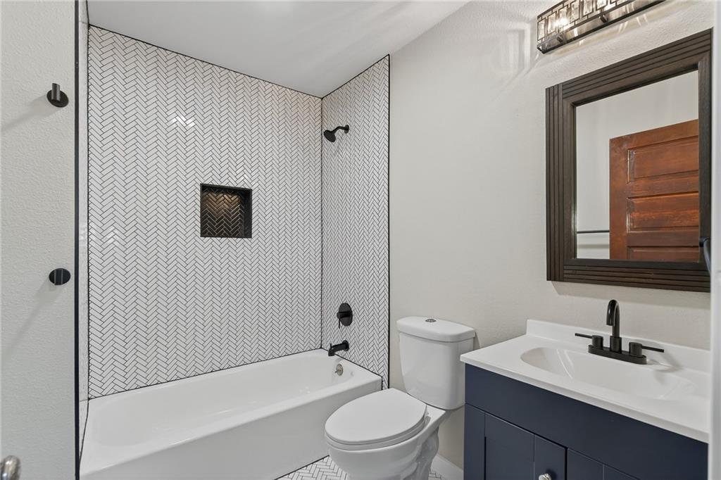 708 N Liberty Street