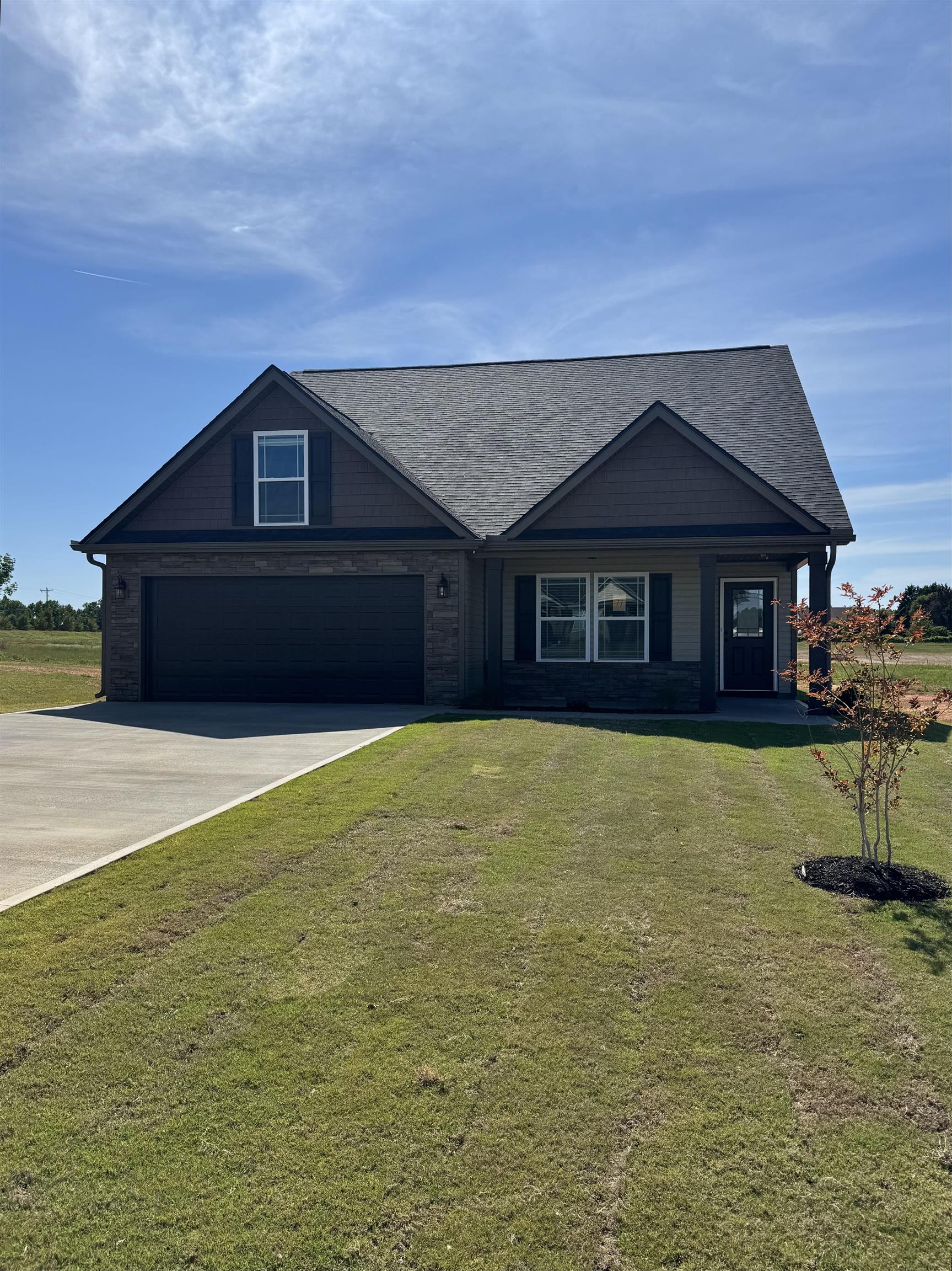 111 Crooked Tree Drive listing photo