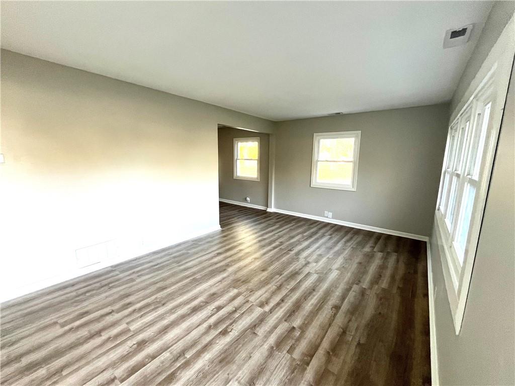 11036 N Locust Street