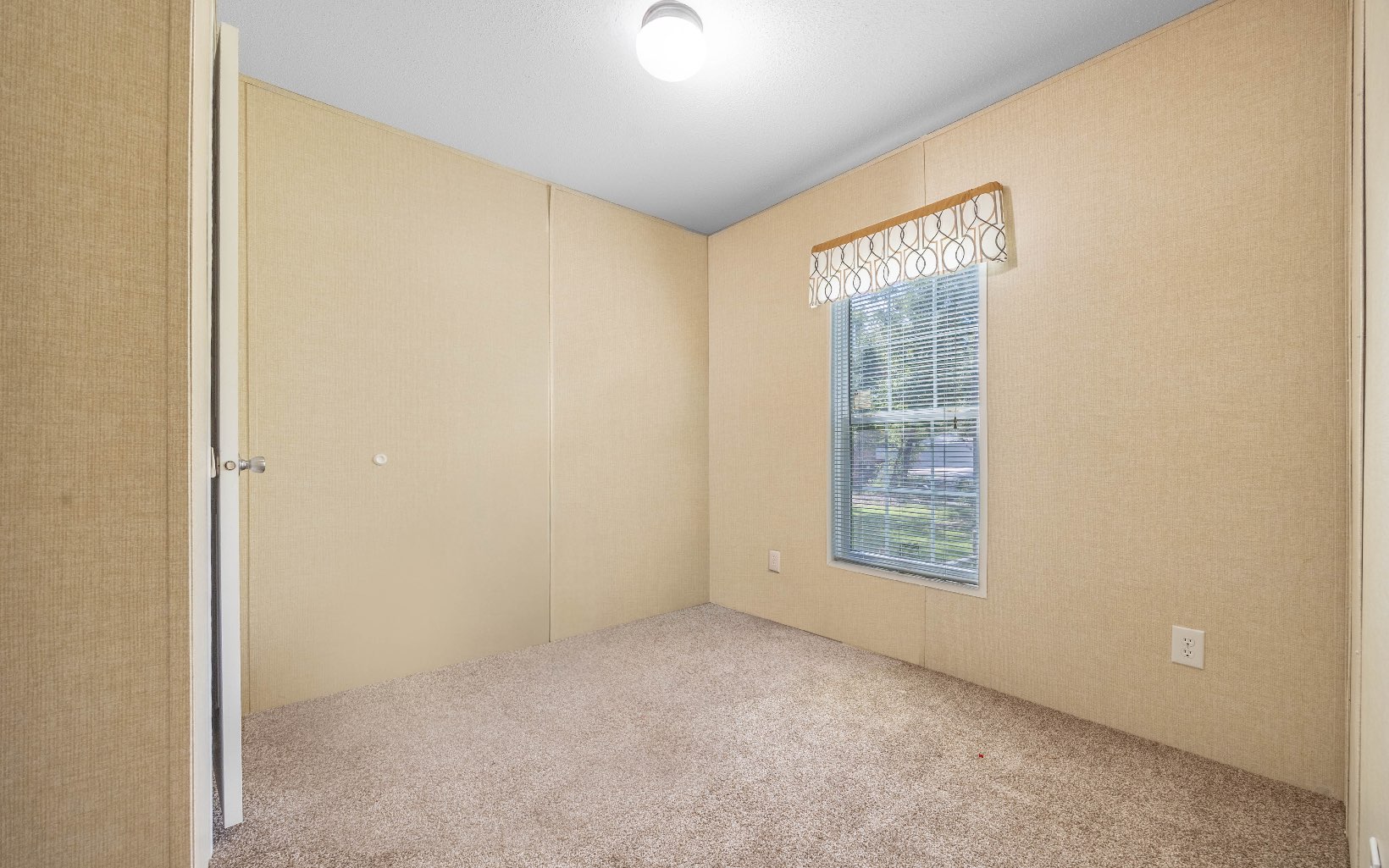 396 NE Beverly Hills Dr.