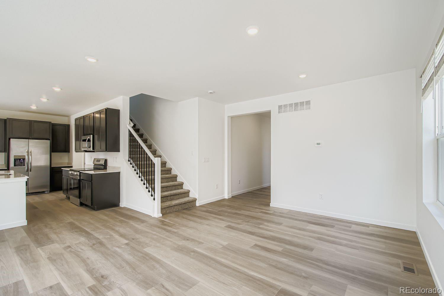 12758 W Geddes Drive